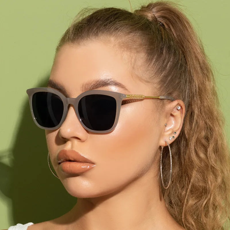 G Y D N™ || Uvlaik Oversized Shades